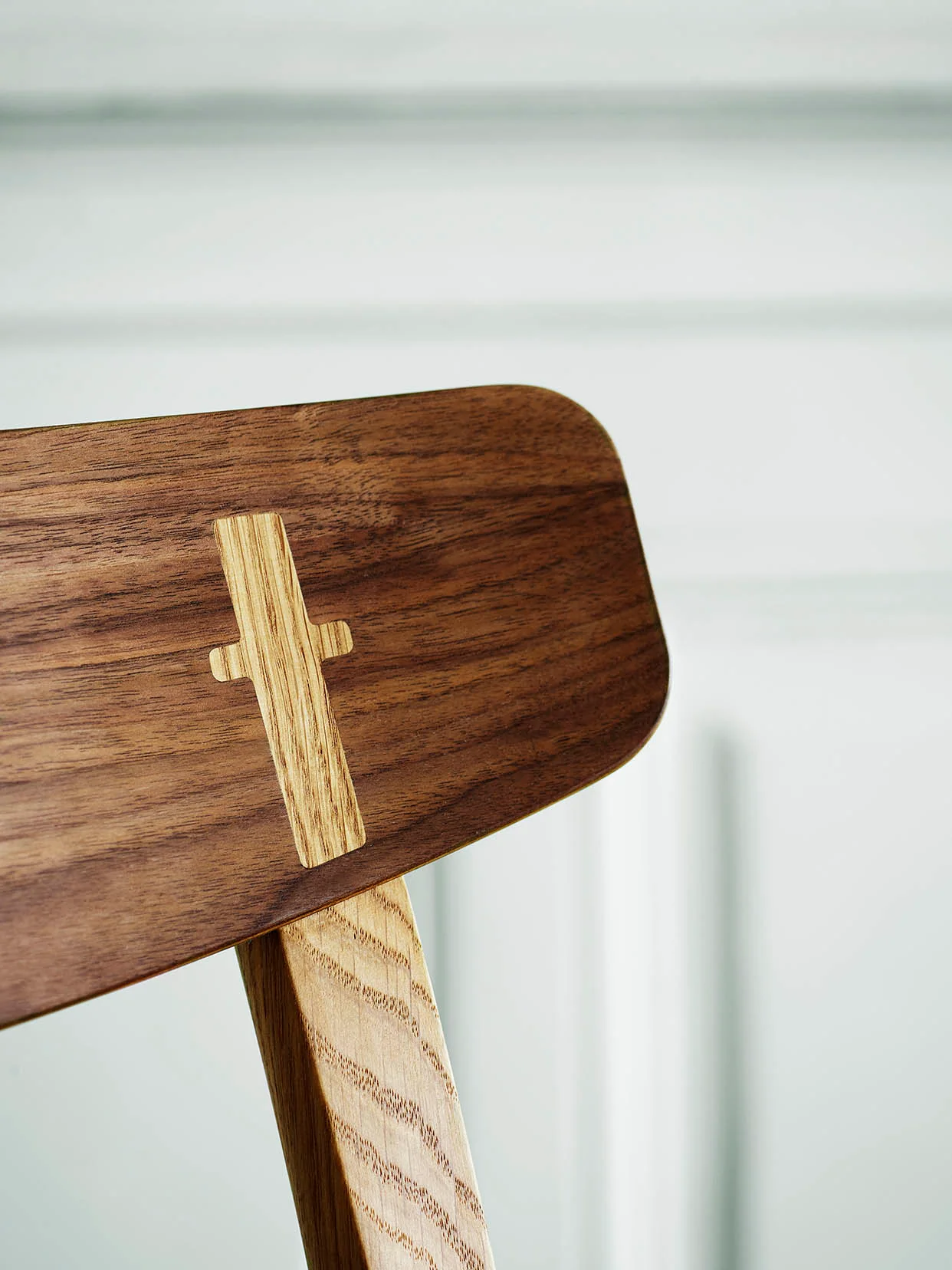 Carl Hansen & Søn CH23 Chair Walnut/Oak - Image 2