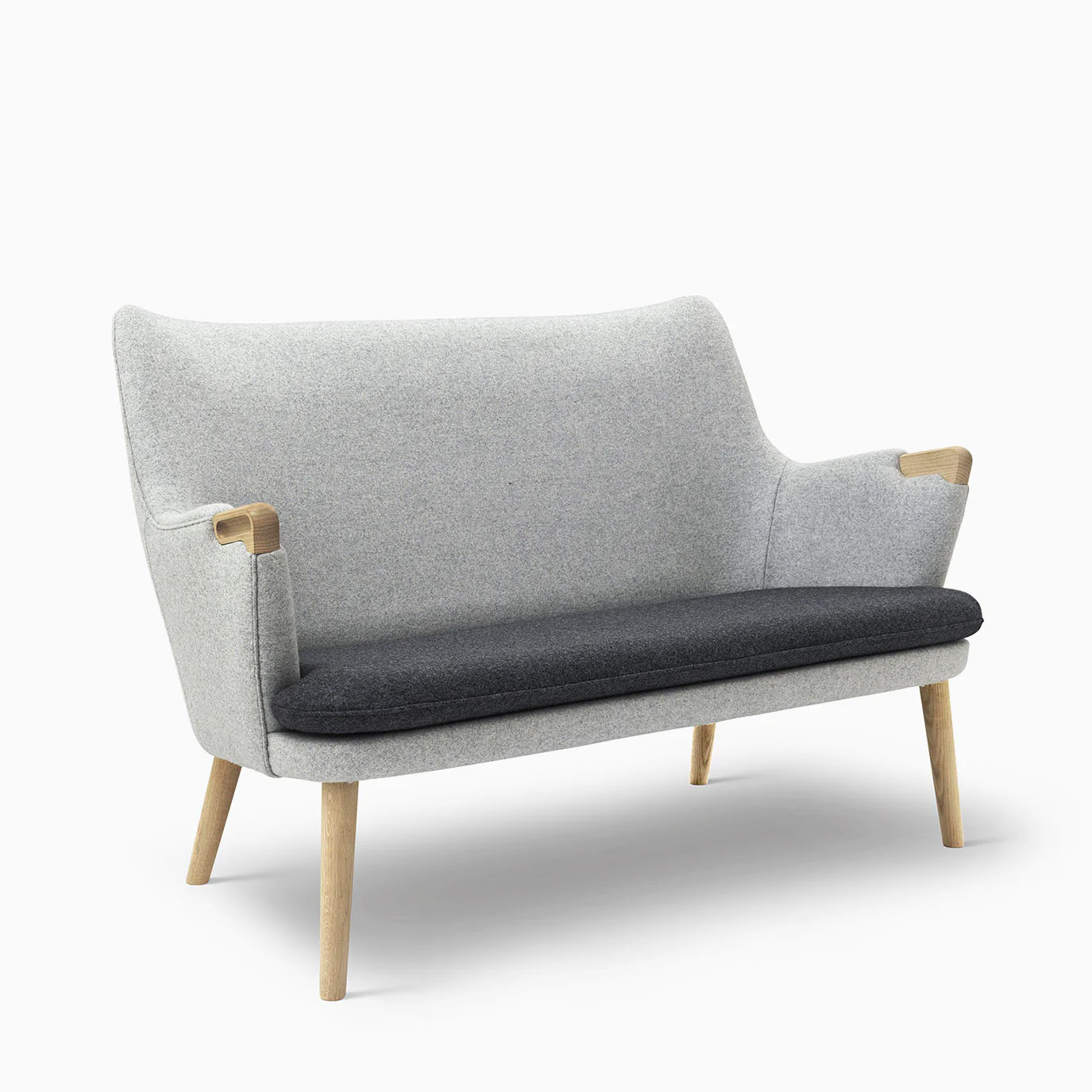 Carl Hansen & Søn CH72 Sofa - Image 5