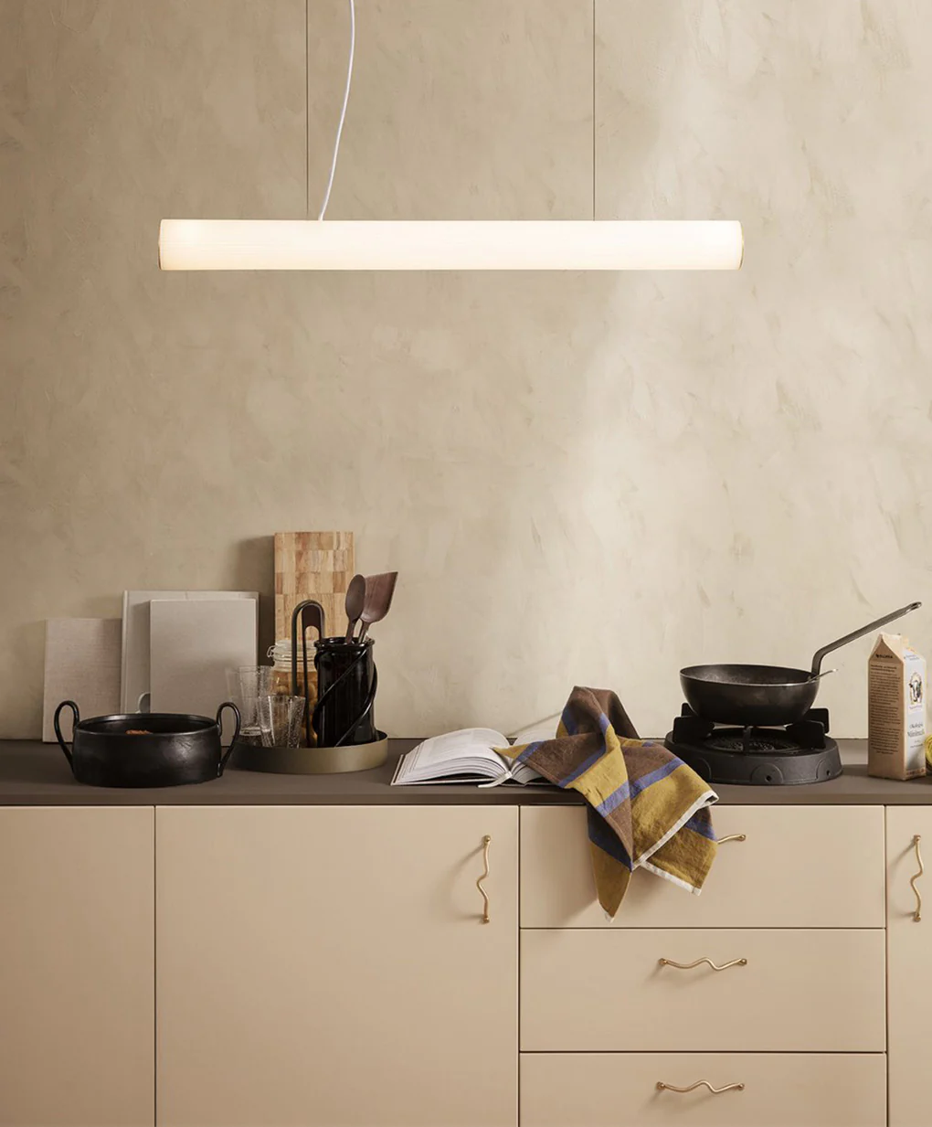Ferm Living Vuelta Pendant 100 White/Brass - Image 4