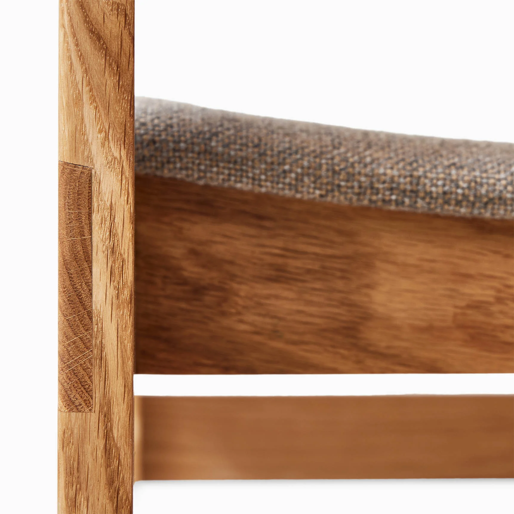 Form & Refine Sonder Chair - Image 6