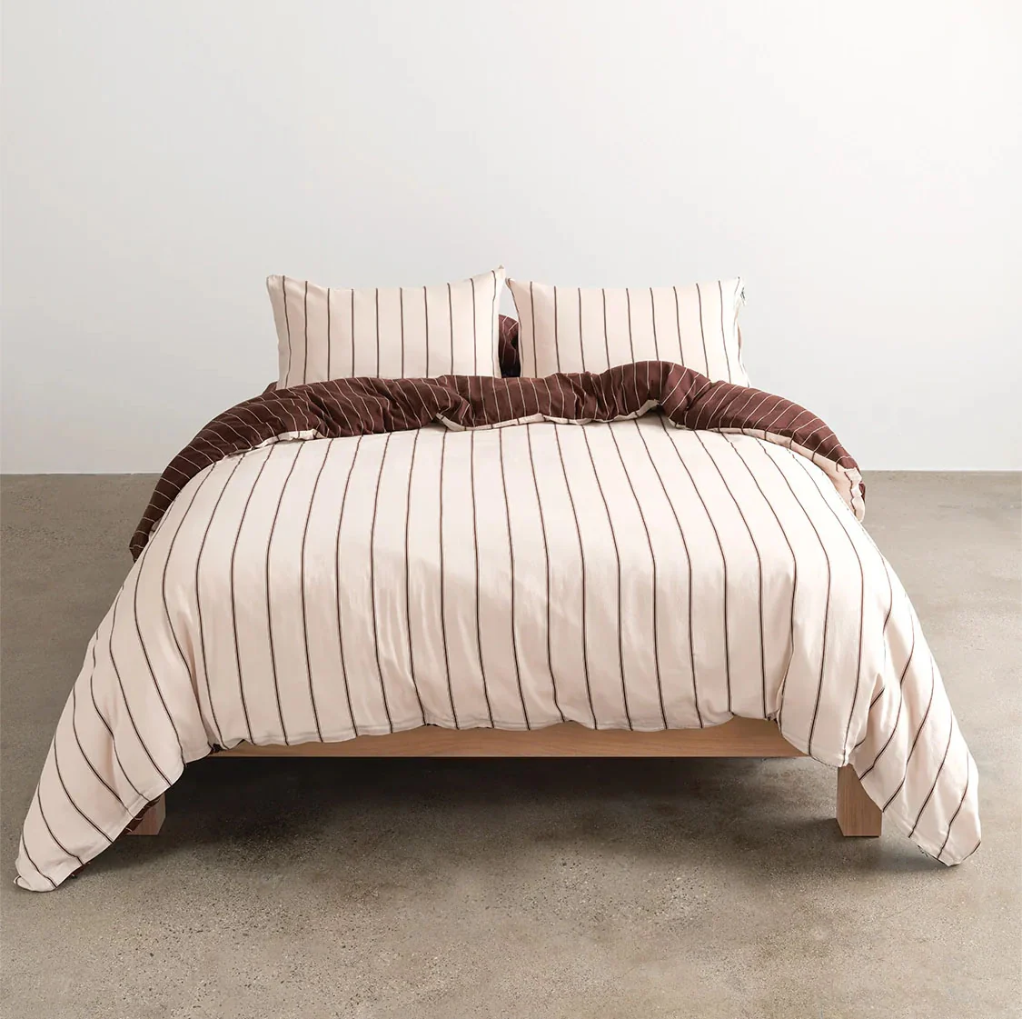 Hommey Quilt Cover - Vanilla / Mahogany - Image 5