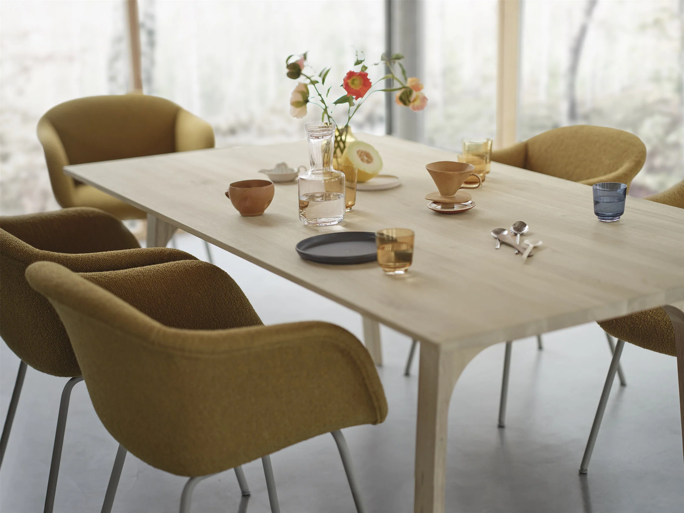 Muuto Earnest Extendable Table - Image 11