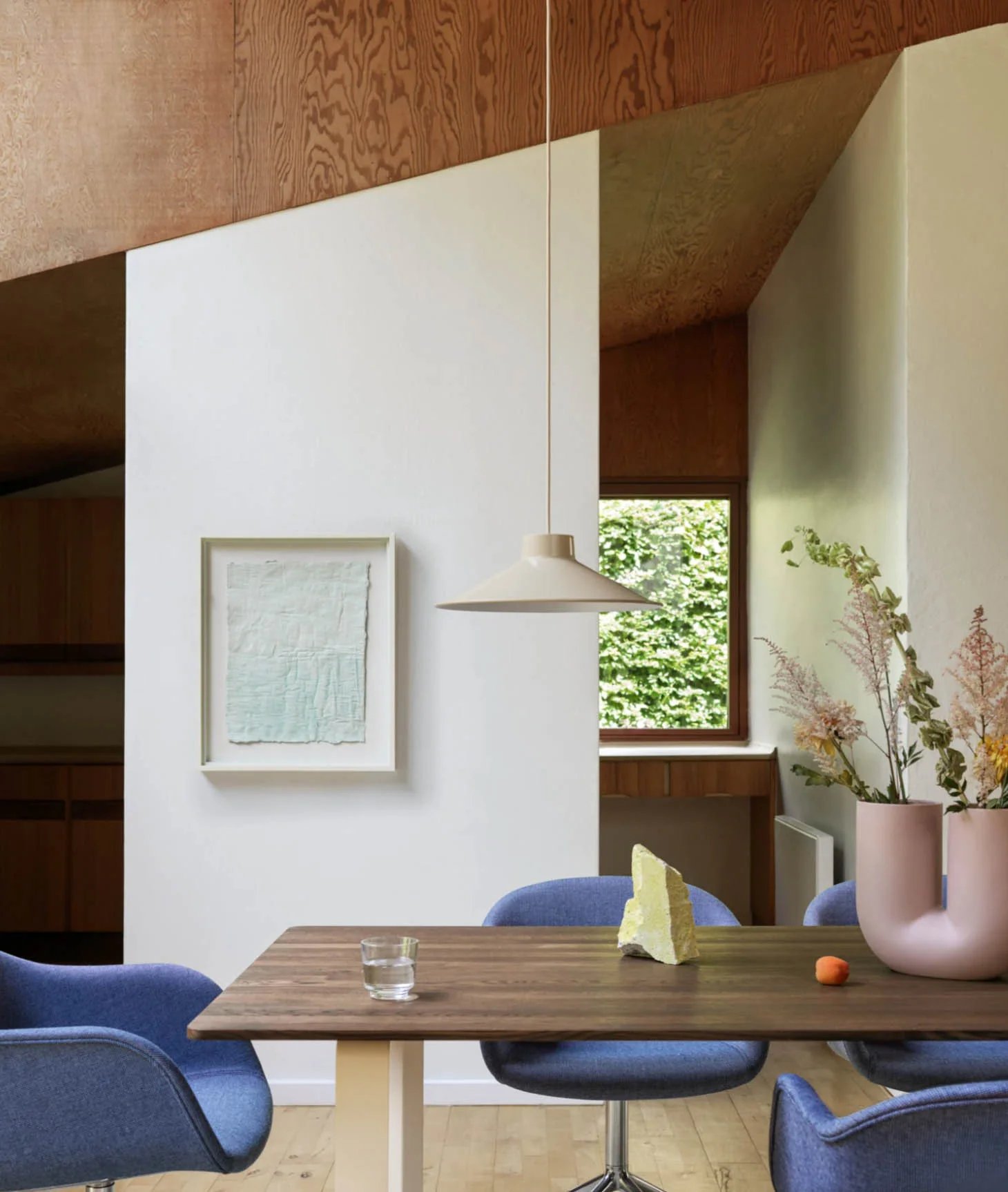 Muuto Fiber Armchair Swivel Base with Castors and Gas Lift - Image 2