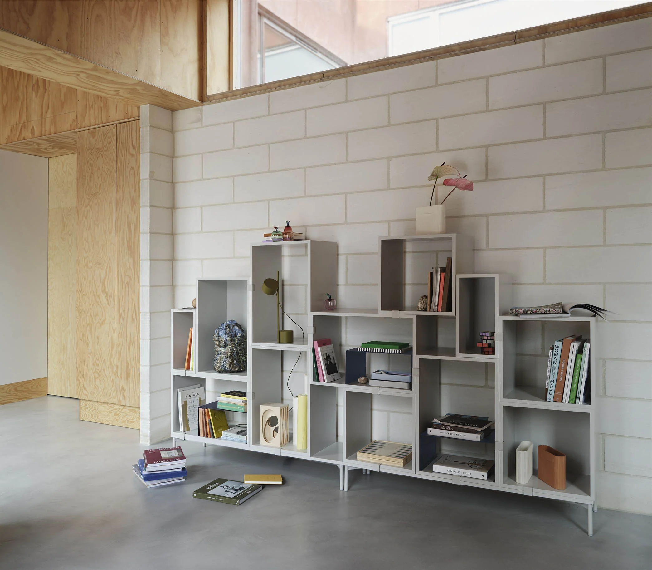 Muuto Stacked Shelves Medium without Backboard - Image 3