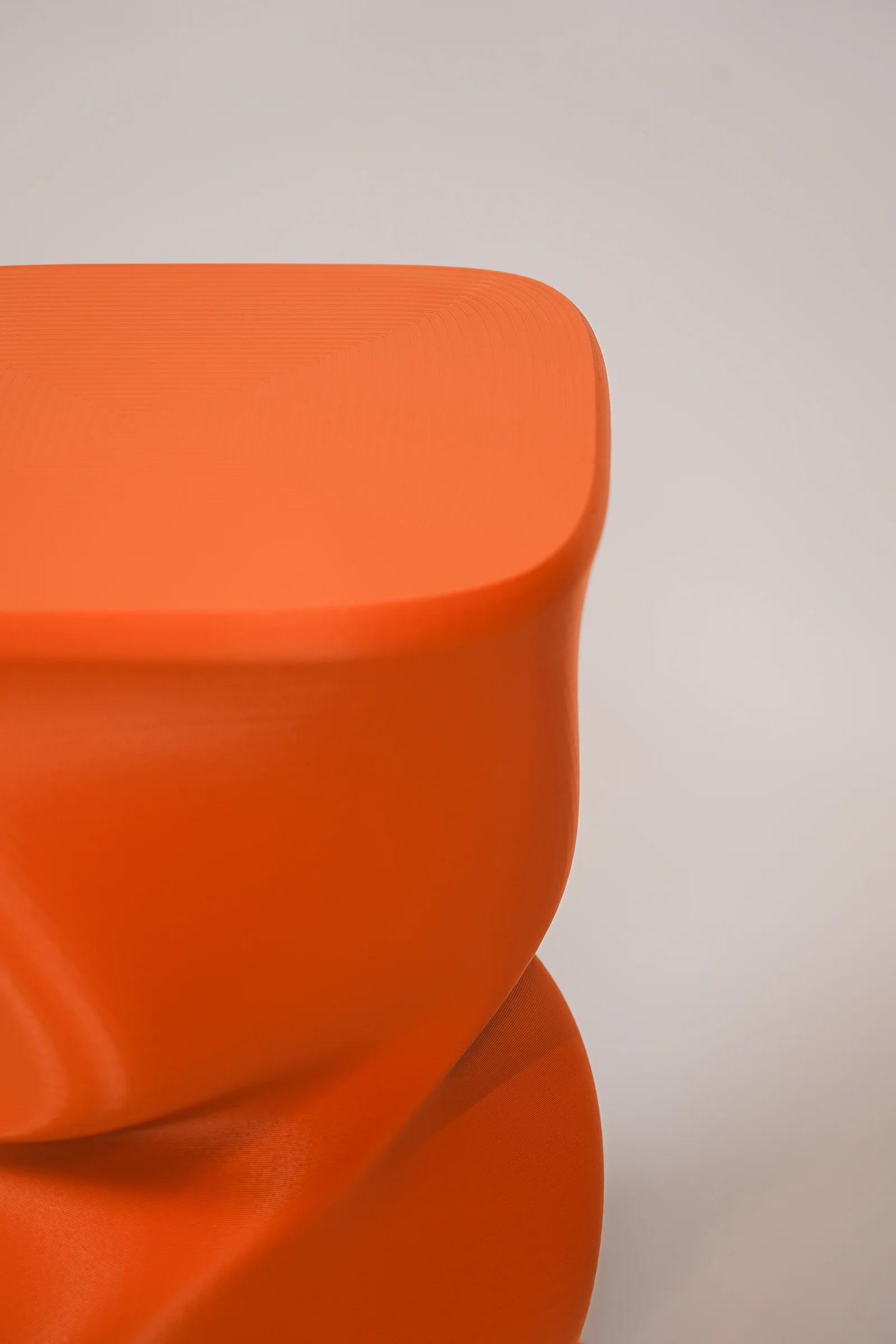 Special Studio Twist Side Table - Image 30