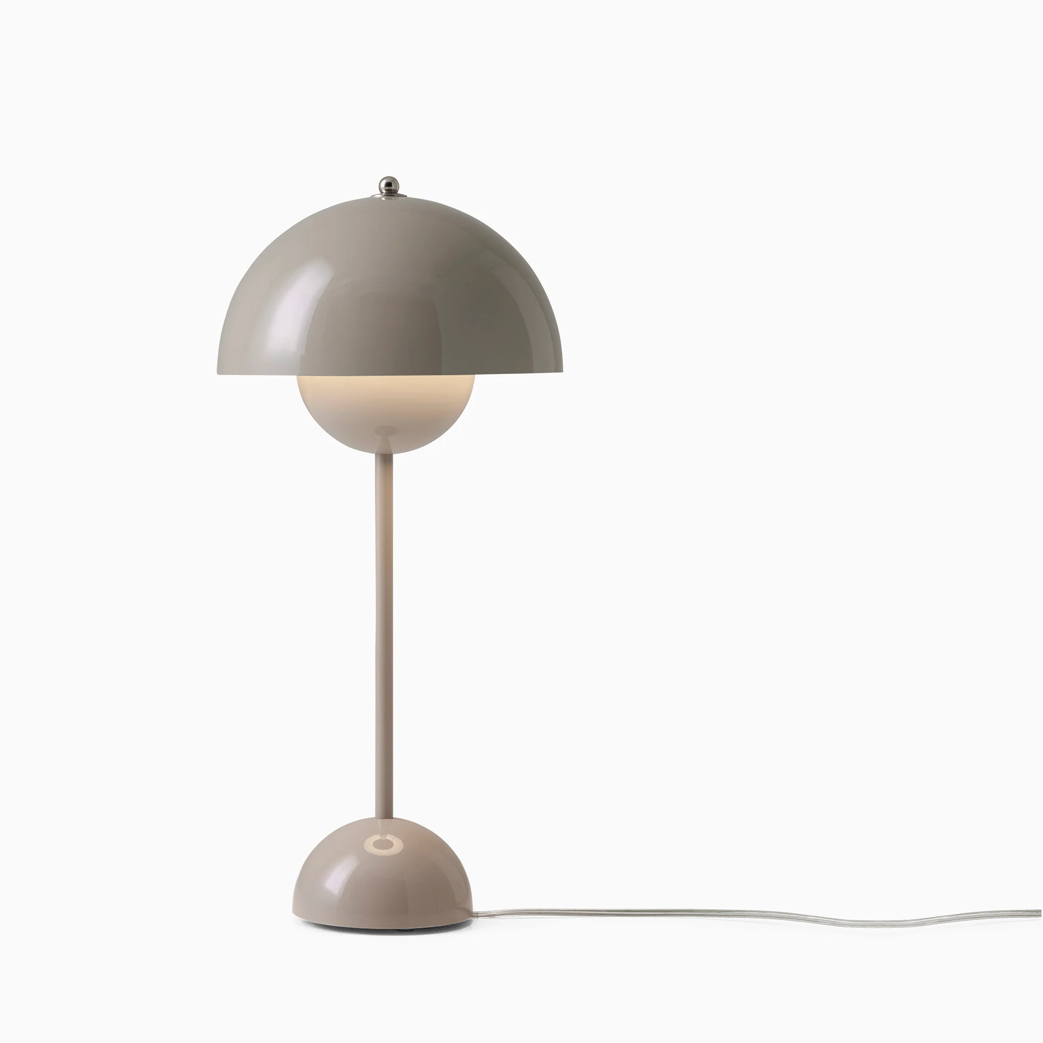 &Tradition Flowerpot Table Lamp VP3 - Image 11