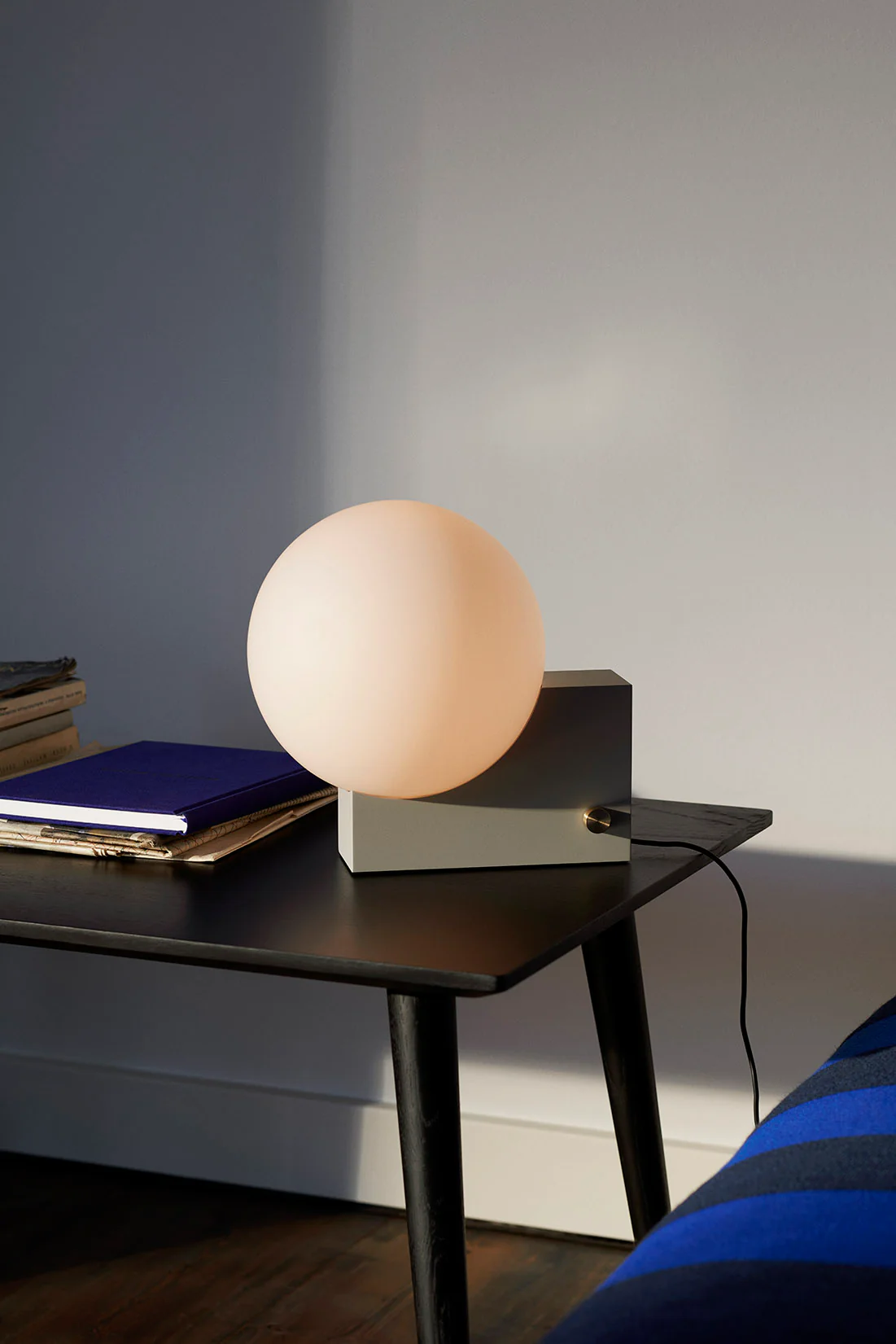 &Tradition Journey SHY1 Table & Wall Lamp - Image 6